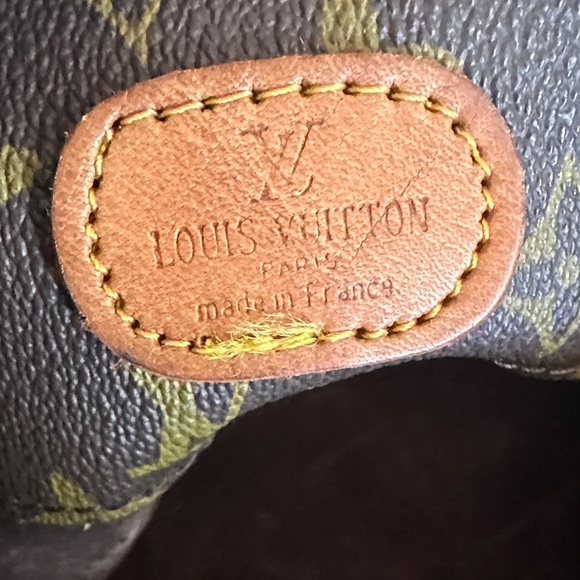 Louis Vuitton Classic Monogram Brown Tote - Picture 7 of 7